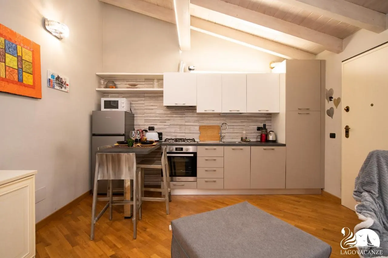 Il Rifugio Di Sally Desenzano del Garda Apartment
